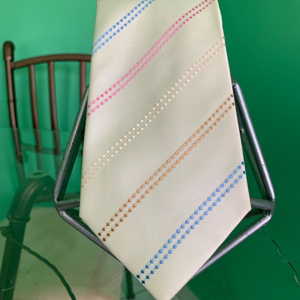Tie